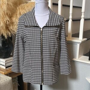 Attyre New York Jacket Black/White 3/4 Sleeve Pockets Zipper Front Size Small